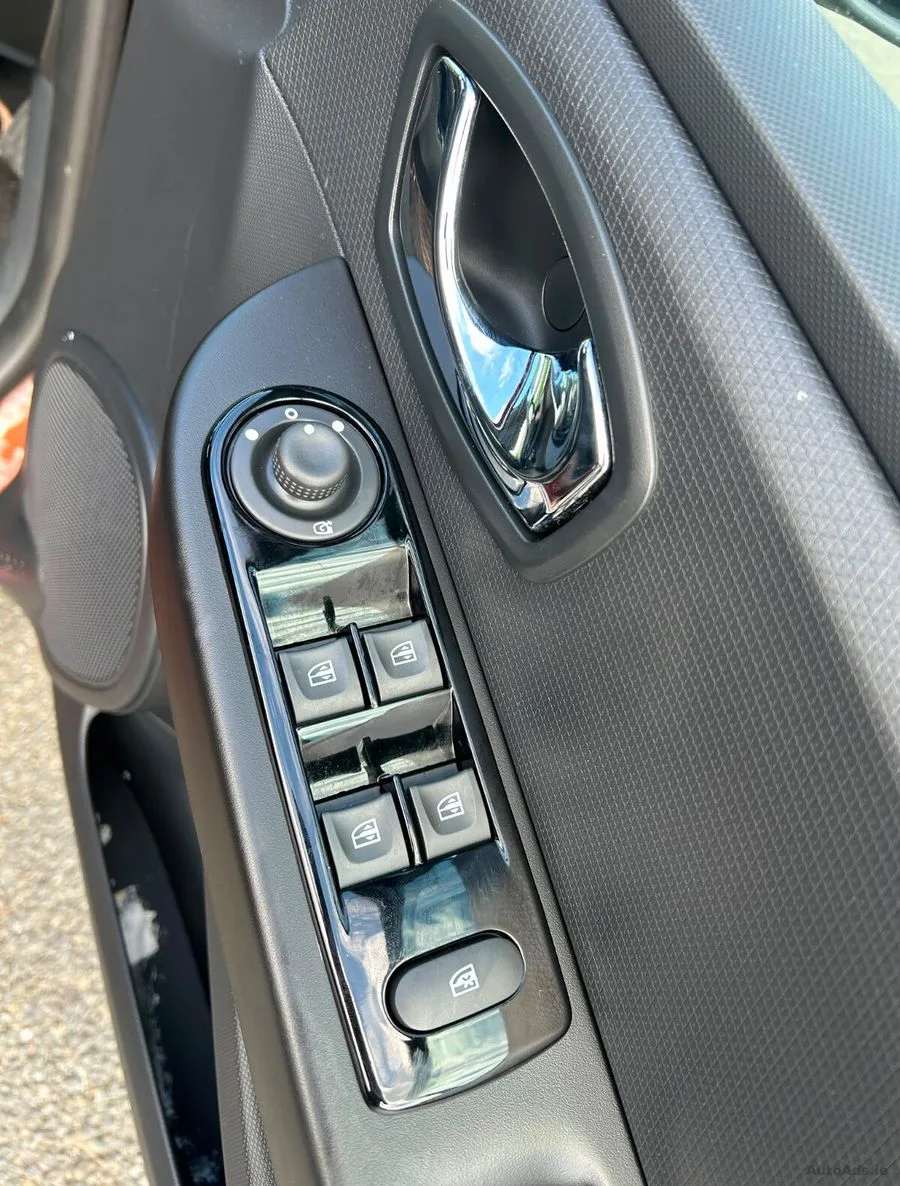 2015 Renault Clio – photo 15