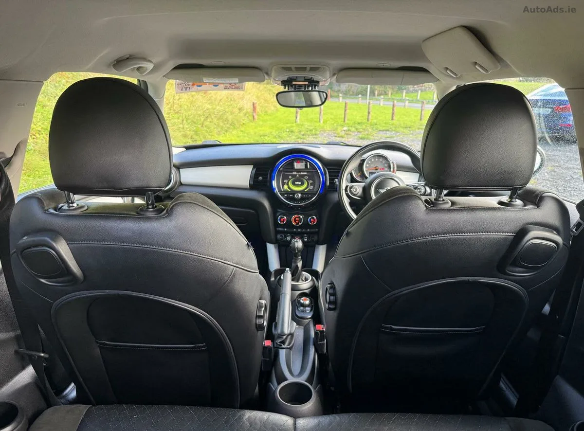 2015 Mini One – photo 2