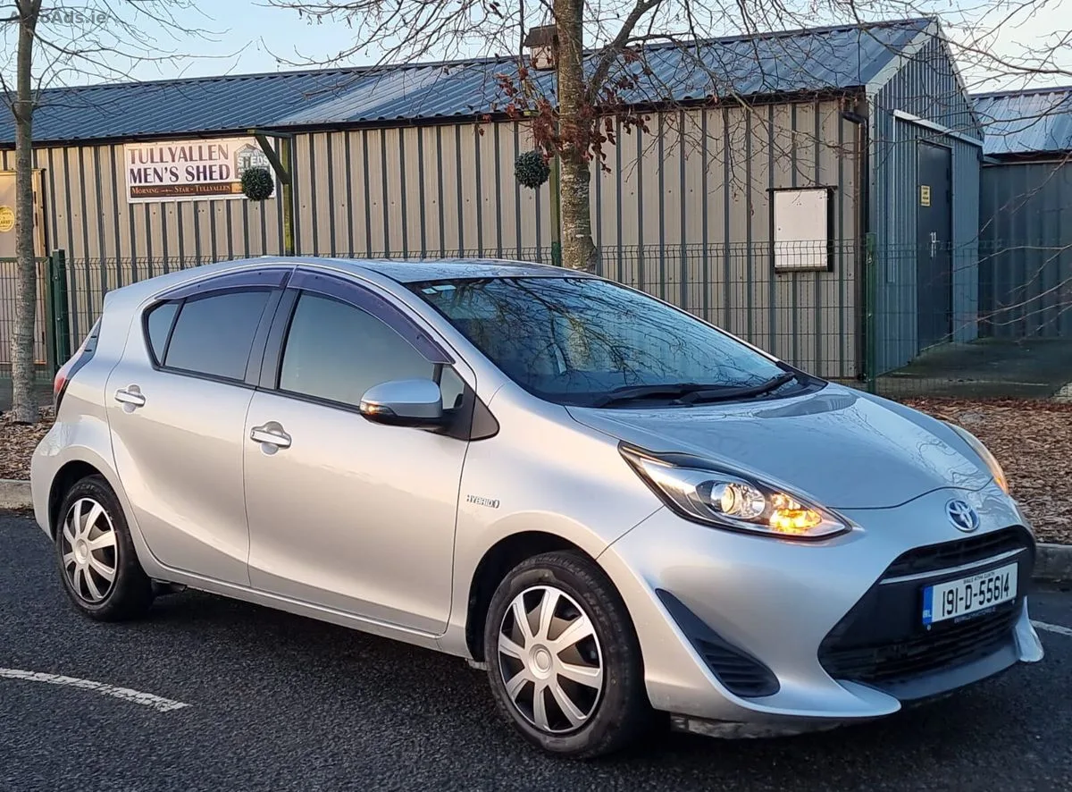 2019 Toyota Aqua – photo 5