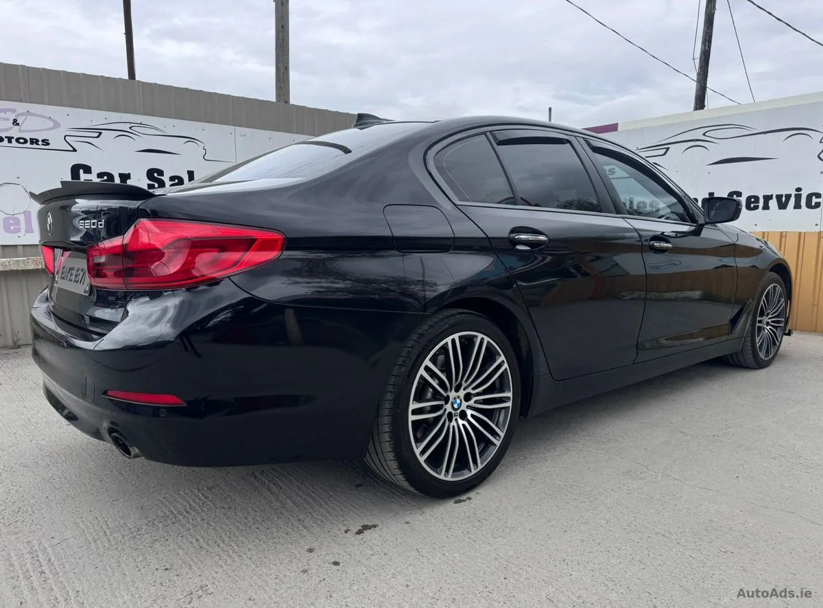 2018 BMW 5-Series – photo 13