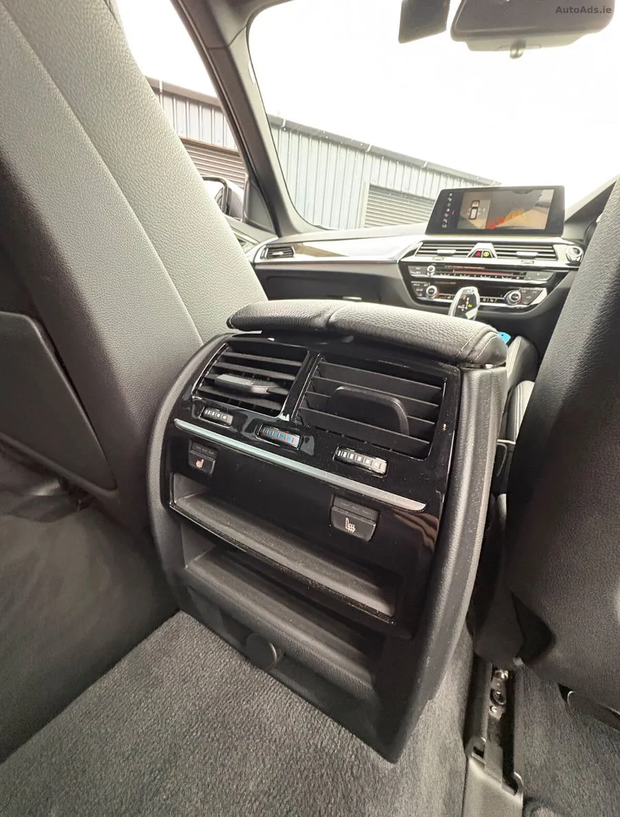 2018 BMW 5-Series – photo 9