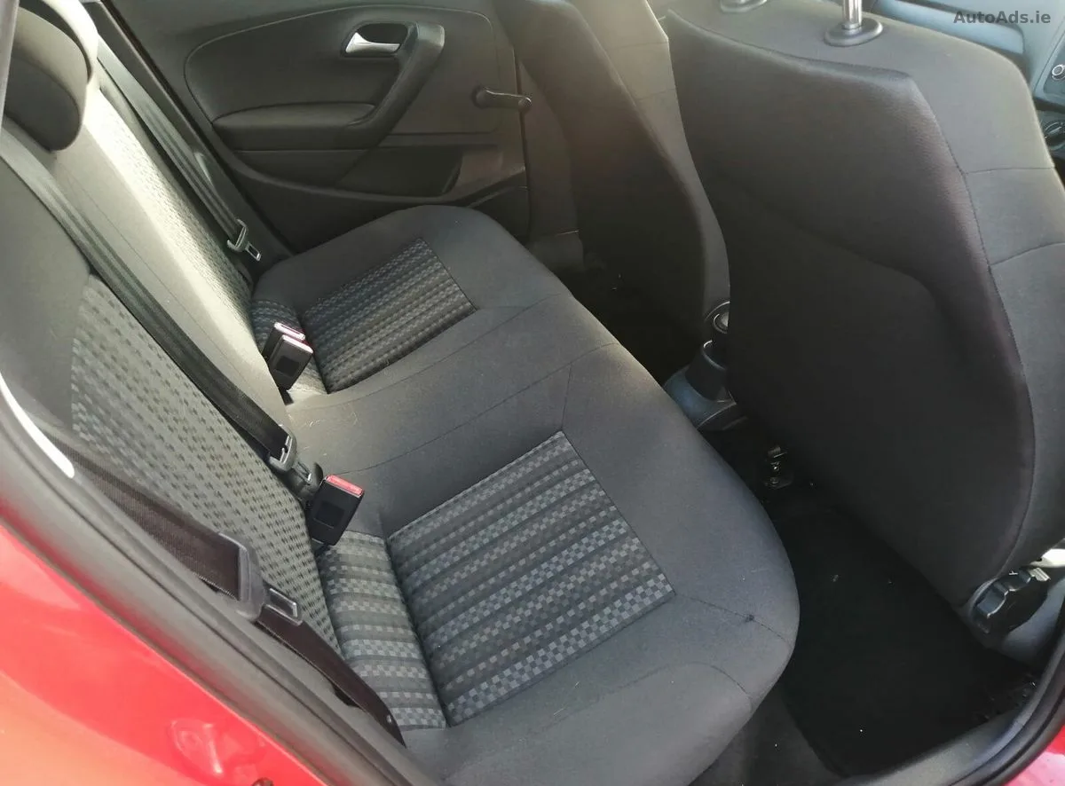 2015 Volkswagen Polo – photo 8