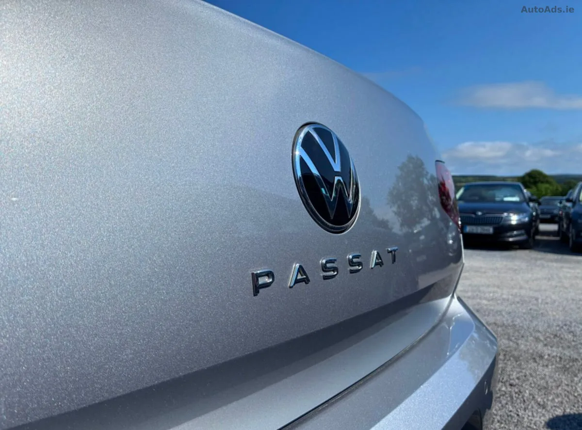 2022 Volkswagen Passat – photo 14
