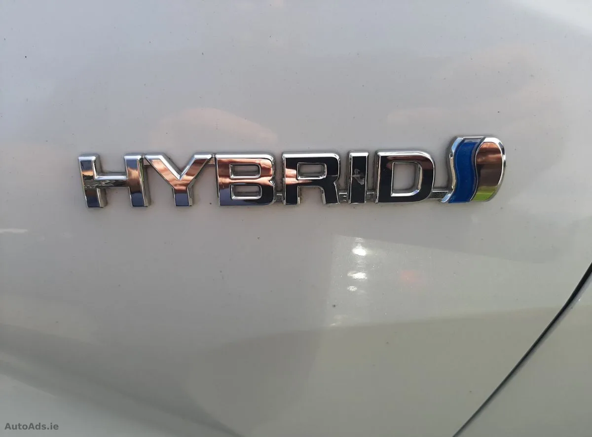 TOYOTA CH -R HYBRID AUTOMATIC 2022 – photo 5