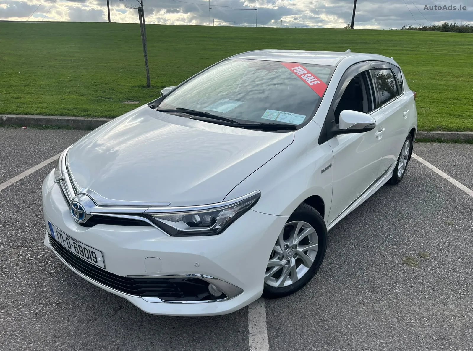 2017 Toyota Auris