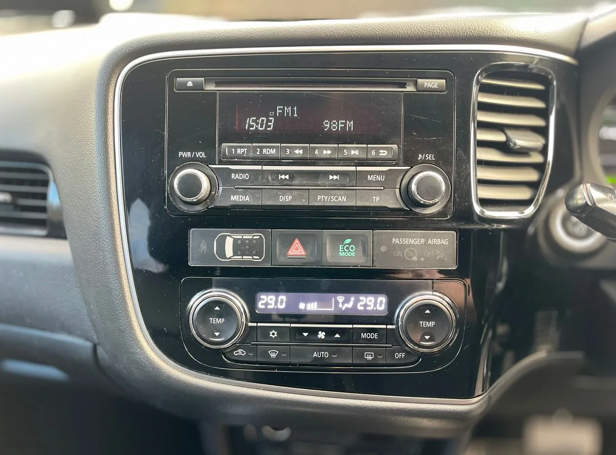 2016 Mitsubishi Outlander – photo 14