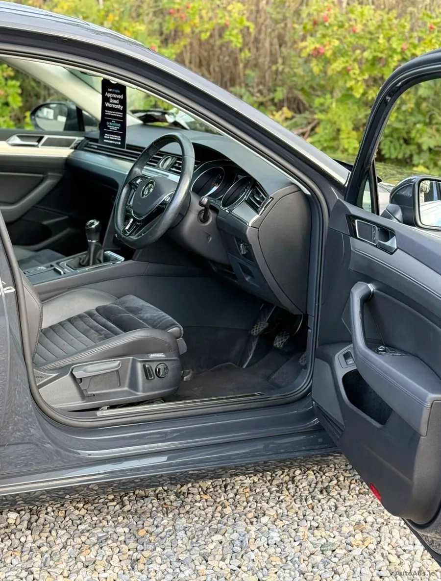 2015 Volkswagen Passat – photo 12