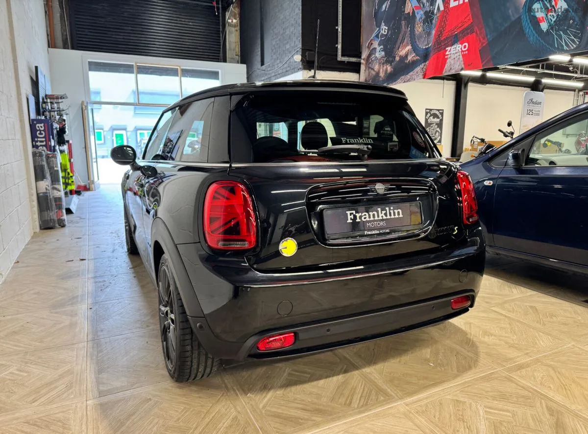 2024 Mini Cooper – photo 6