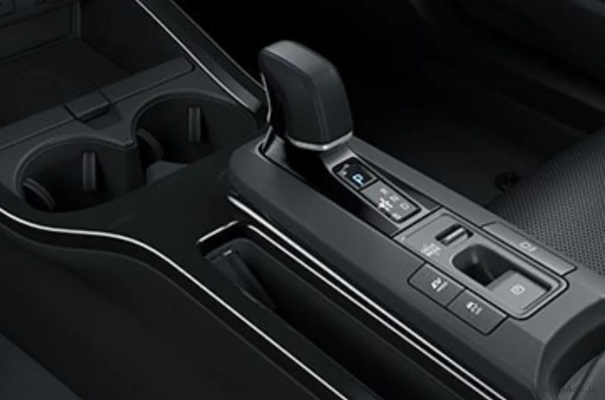 2024 Toyota Prius – photo 16