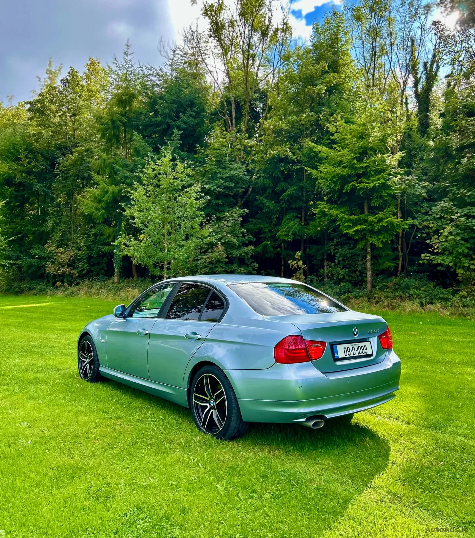 2009 BMW 3 Series – photo 3