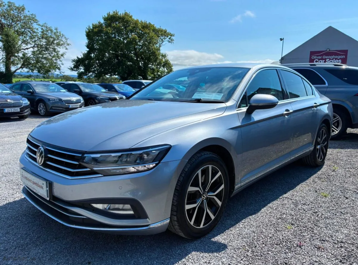 2022 Volkswagen Passat – photo 4