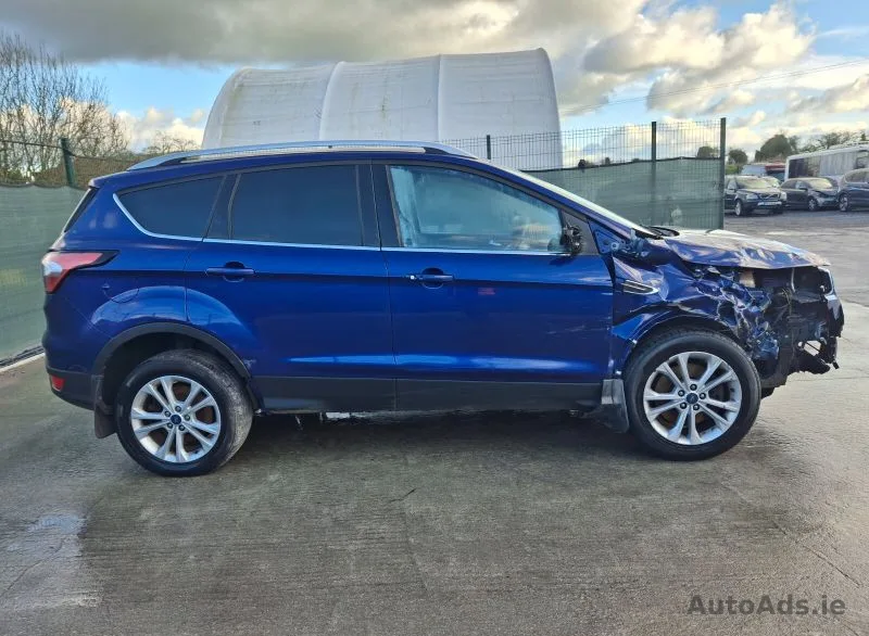 2017 Ford Kuga – photo 4