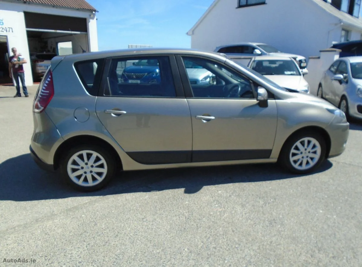 2011 Renault Scenic – photo 5