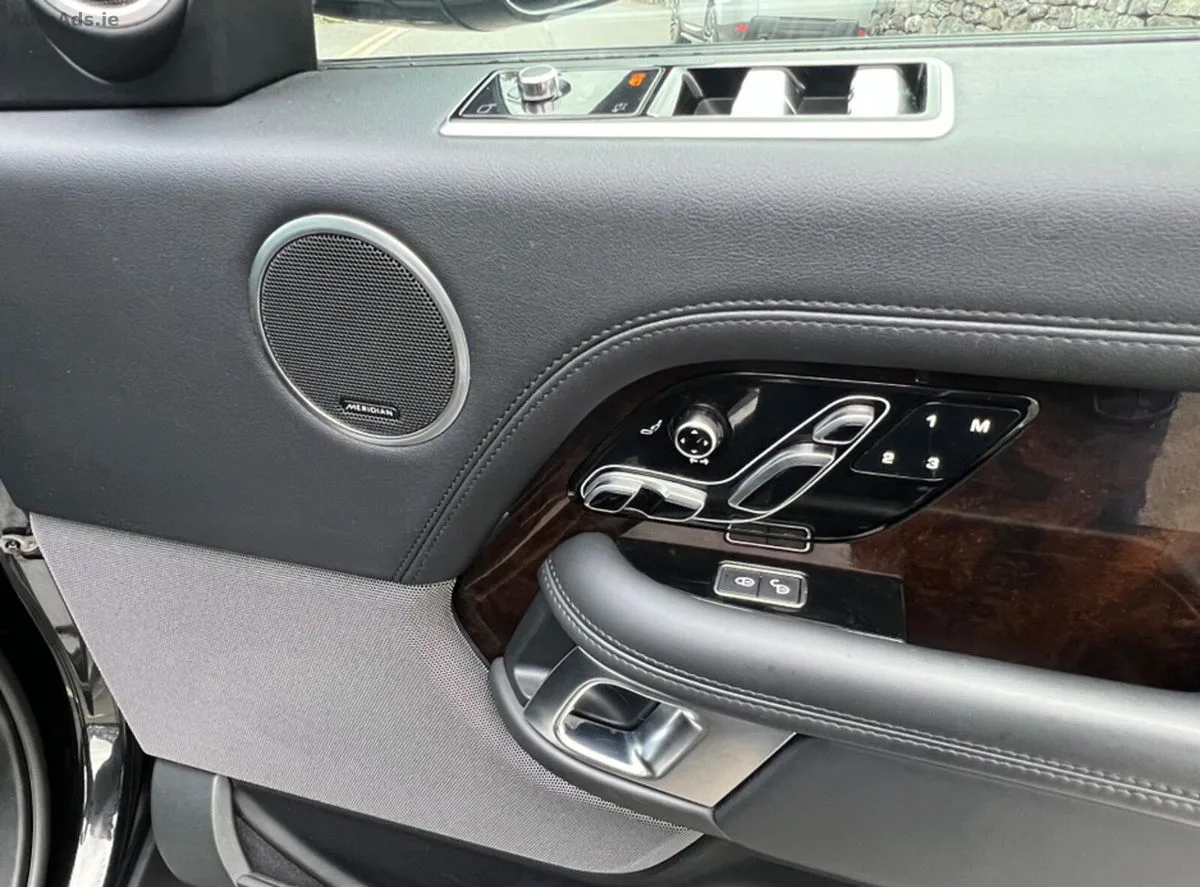 2018 Land Rover Range Rover – photo 18