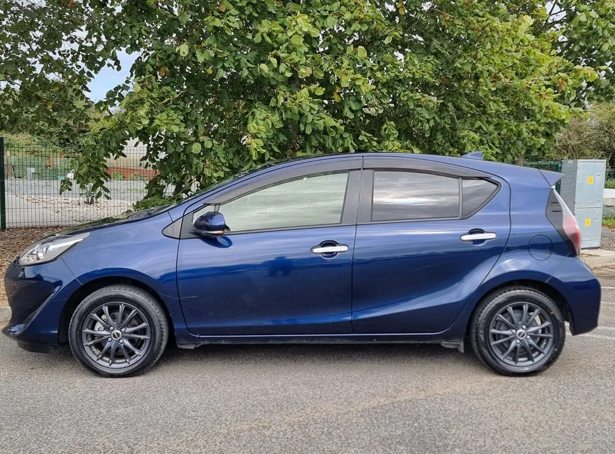 2021 Toyota Aqua – photo 5