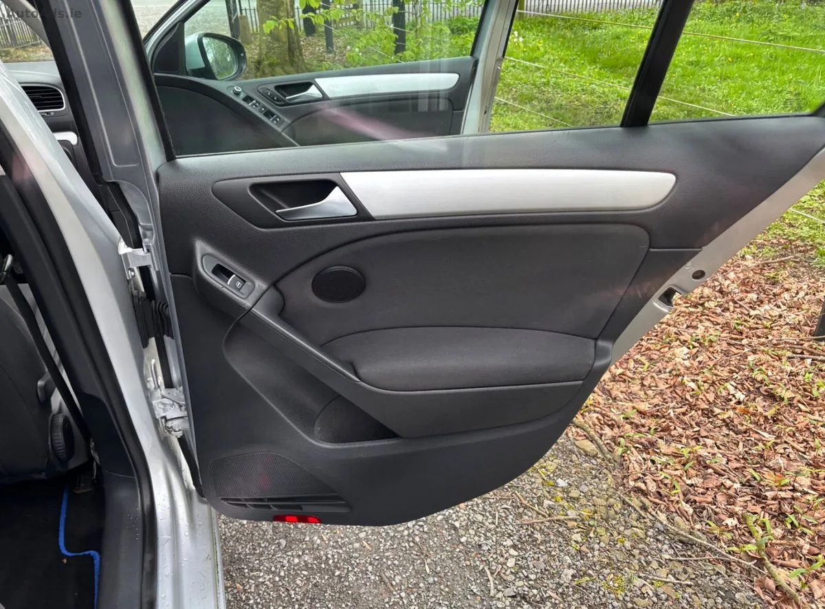 2010 Volkswagen Golf – photo 18