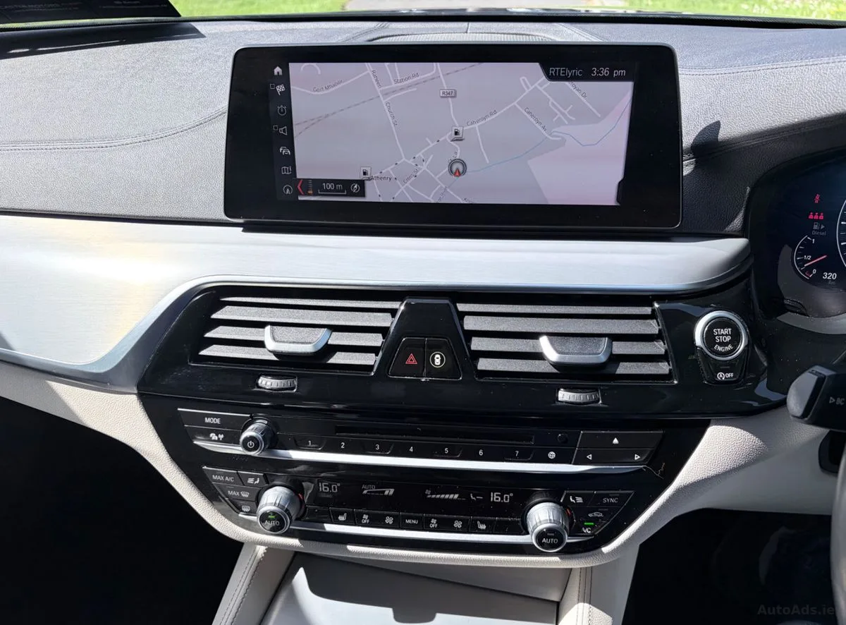 2019 BMW 5-Series – photo 16
