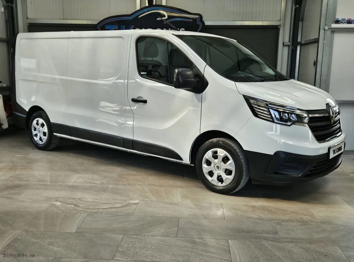 2023 Renault Trafic