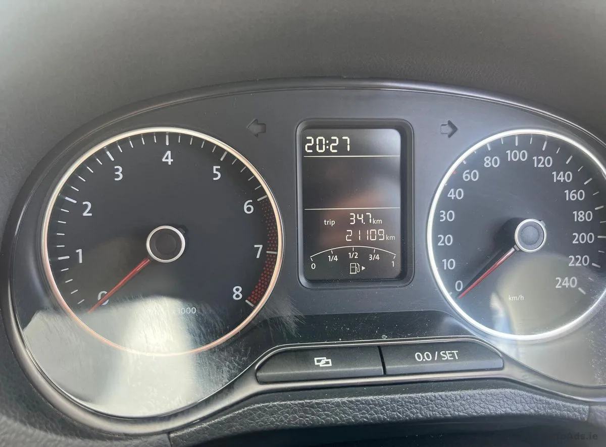 2013 Volkswagen Polo – photo 11
