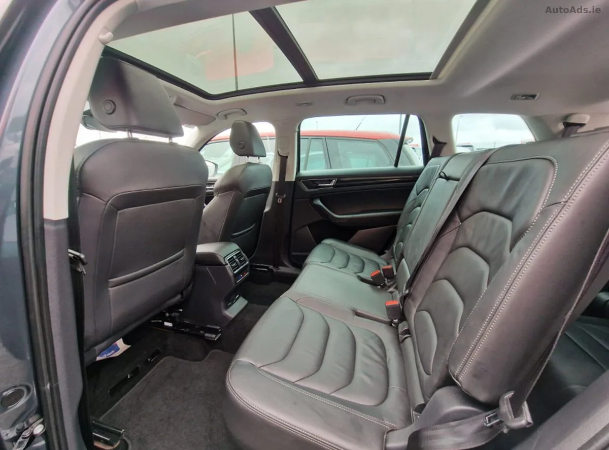 2021 Volkswagen Tiguan Allspace – photo 4