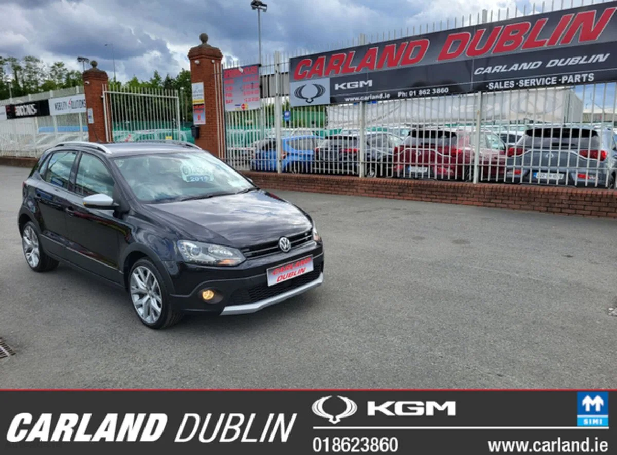 2015 Volkswagen Polo – photo 1