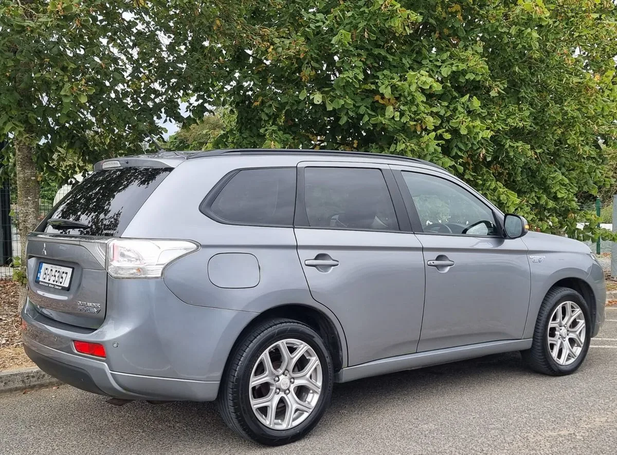 2015 Mitsubishi Outlander – photo 5