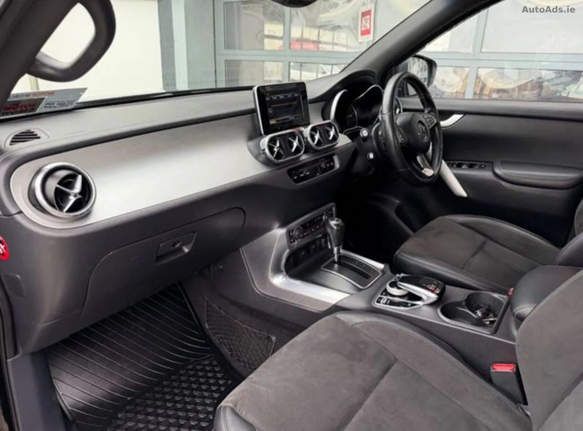 2020 Mercedes-Benz X-Class – photo 13
