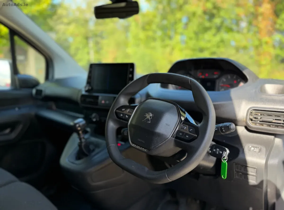 2023 Peugeot Partner – photo 5