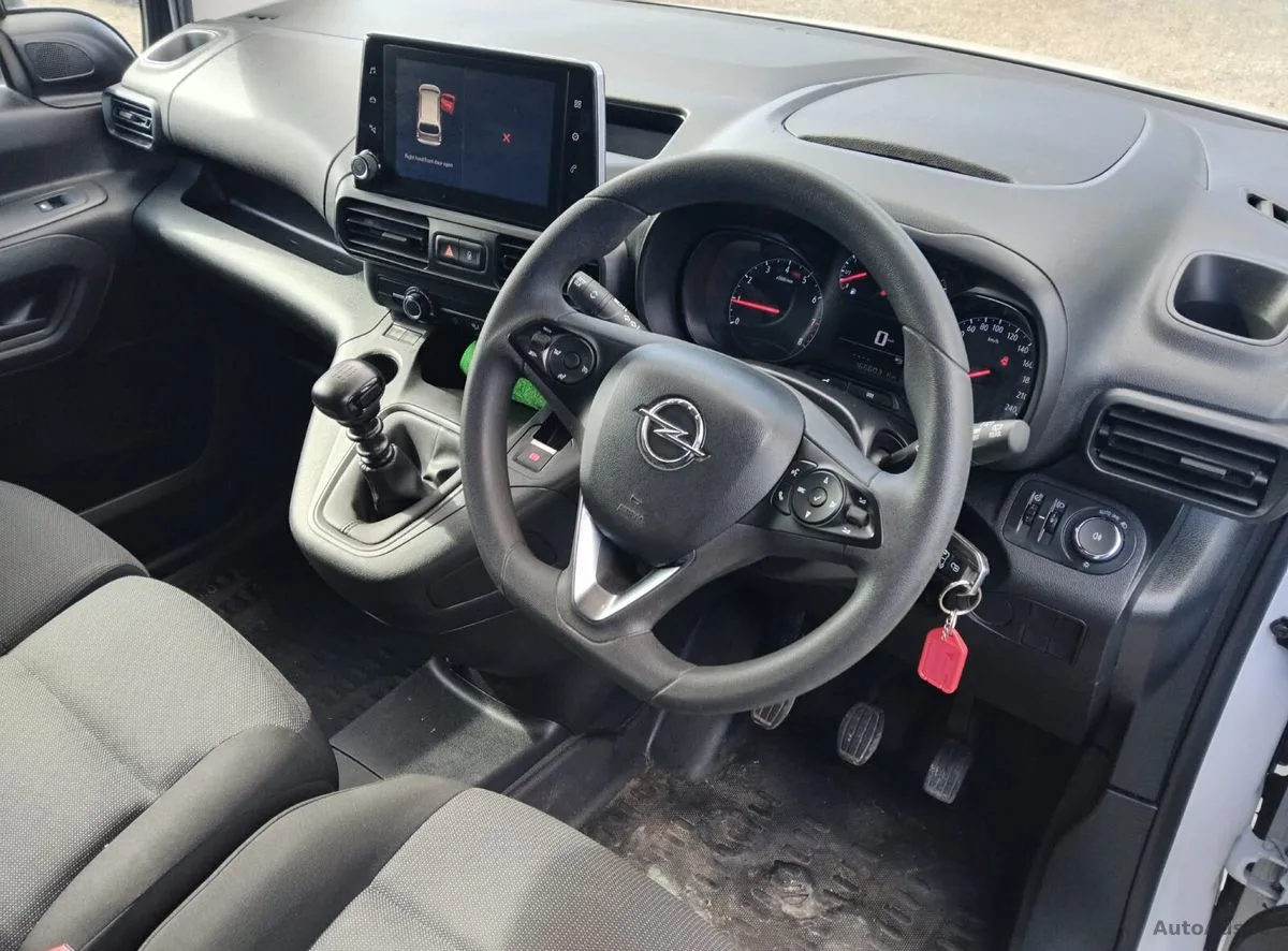 2023 Opel Combo – photo 7