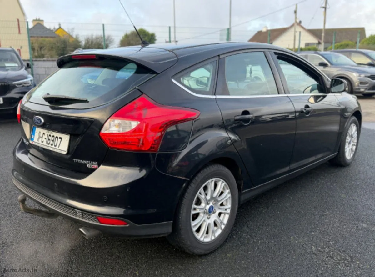 2011 Ford Focus – photo 3