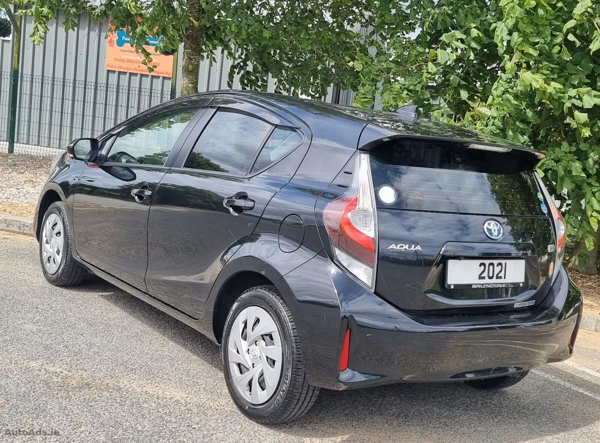 2021 Toyota Aqua – photo 9