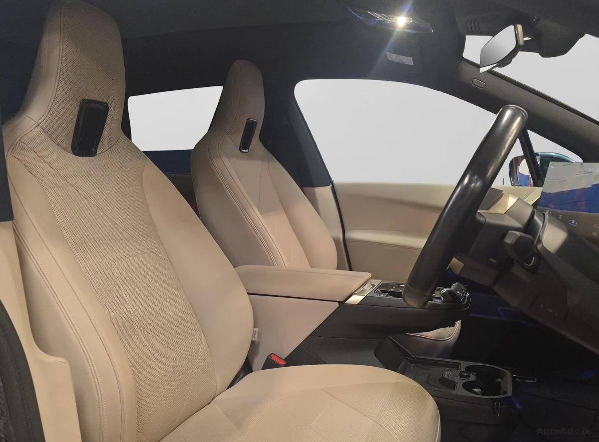 2022 BMW iX – photo 8