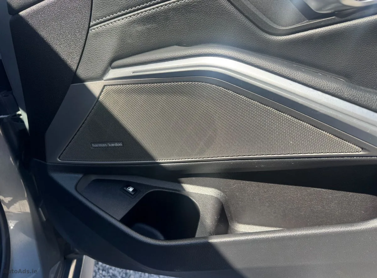 2023 BMW 3-Series – photo 12