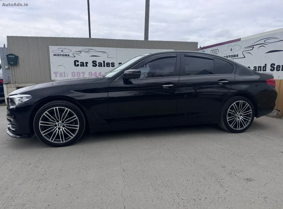 2018 BMW 5-Series – photo 14