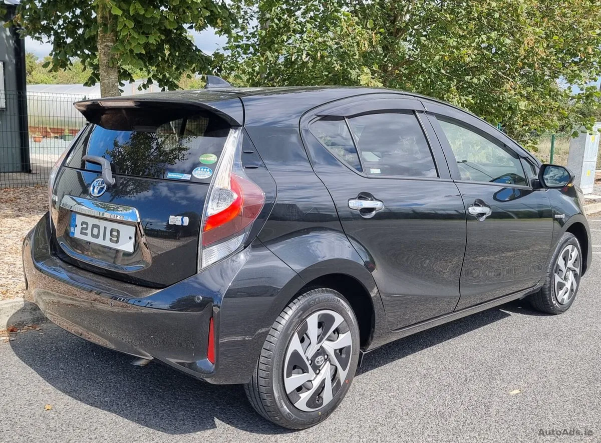 2019 Toyota Aqua – photo 9