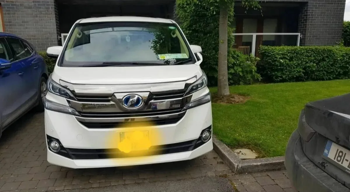 2016 Toyota Vellfire