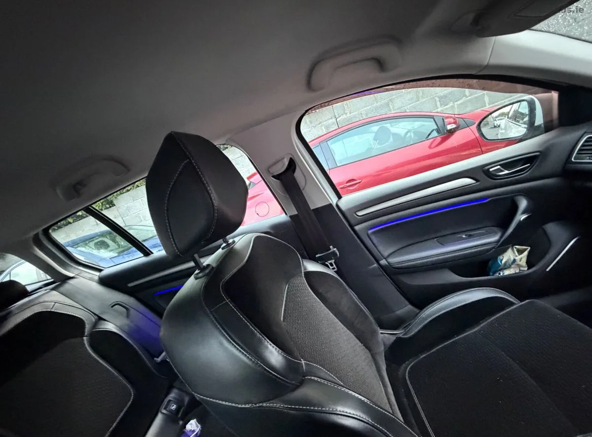 2017 Renault Megane – photo 14