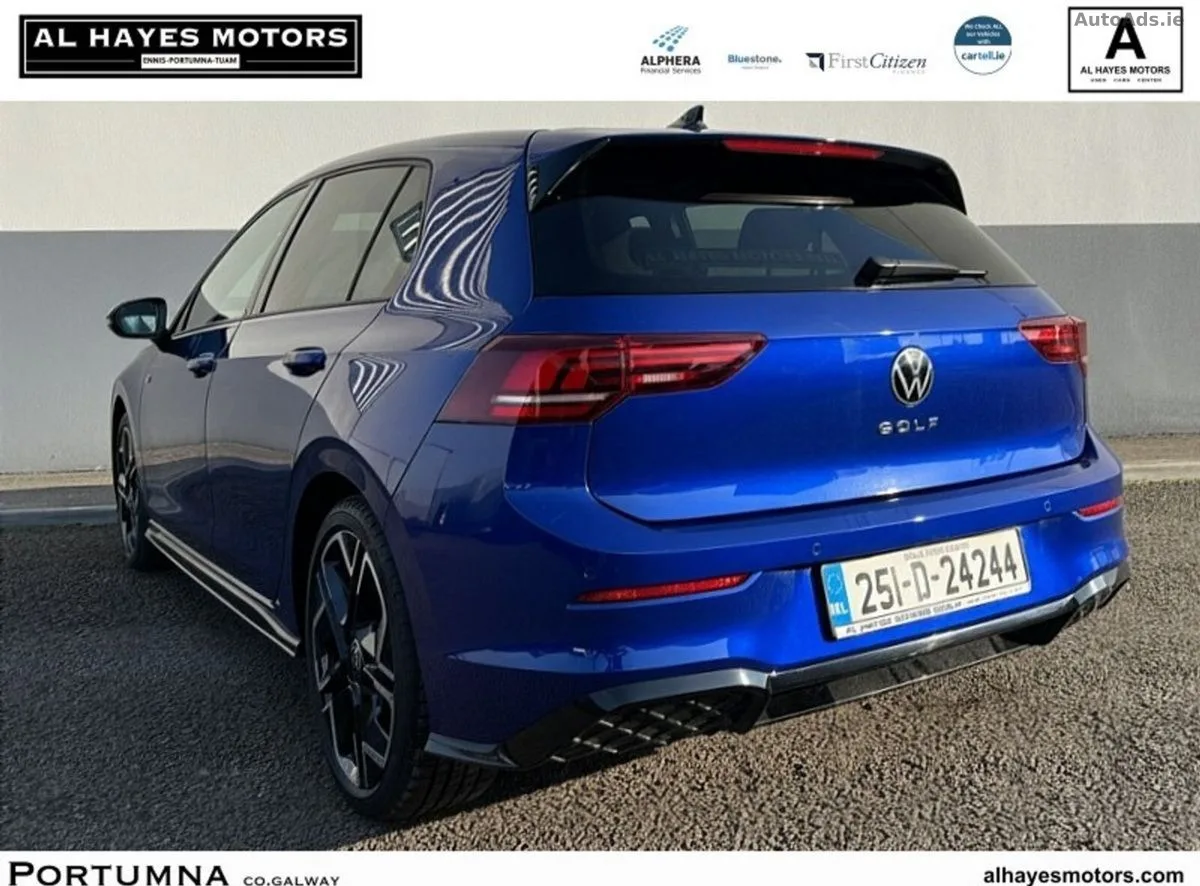2025 Volkswagen Golf – photo 3
