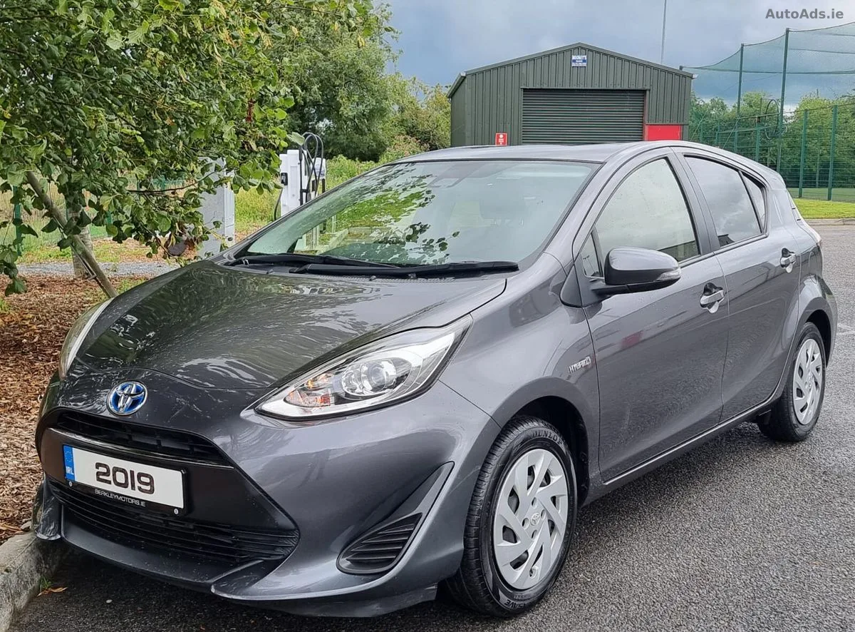 2019 Toyota Aqua – photo 6