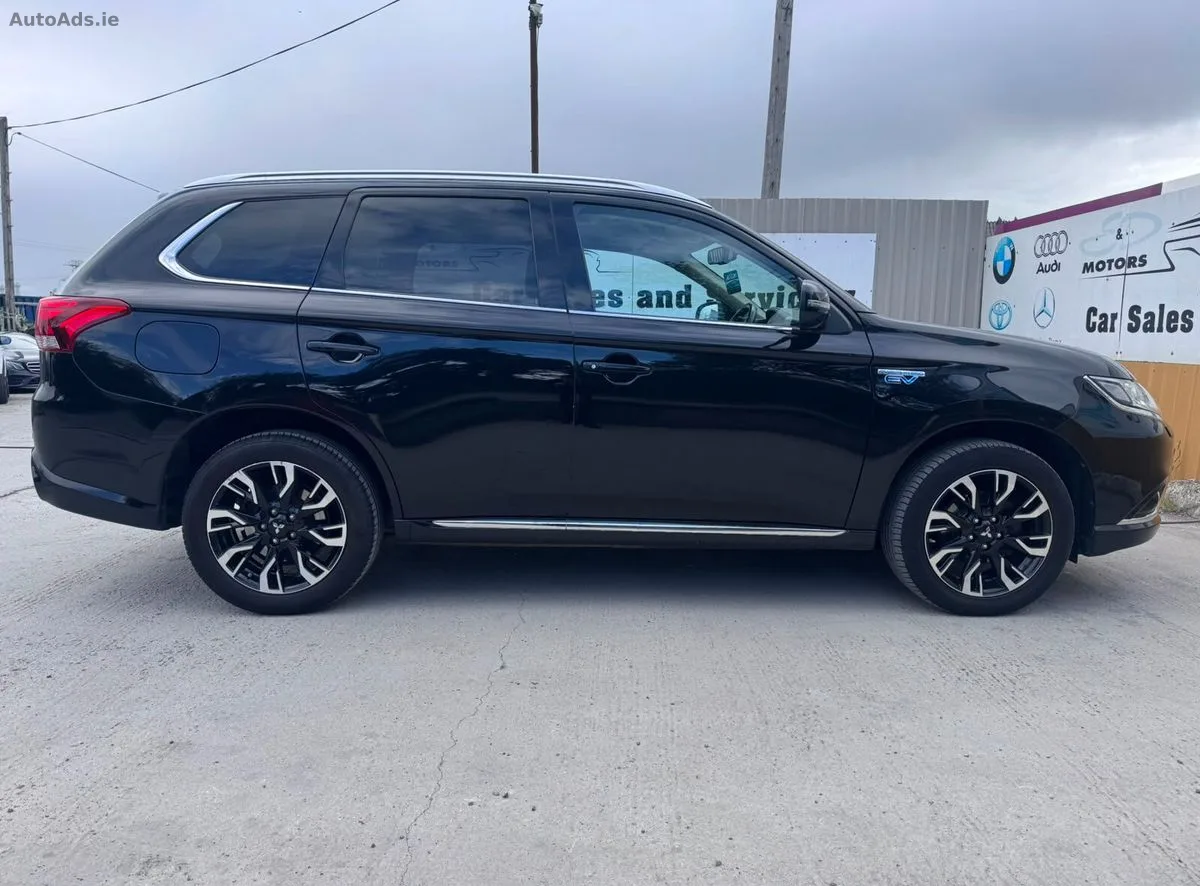 2016 Mitsubishi Outlander – photo 10