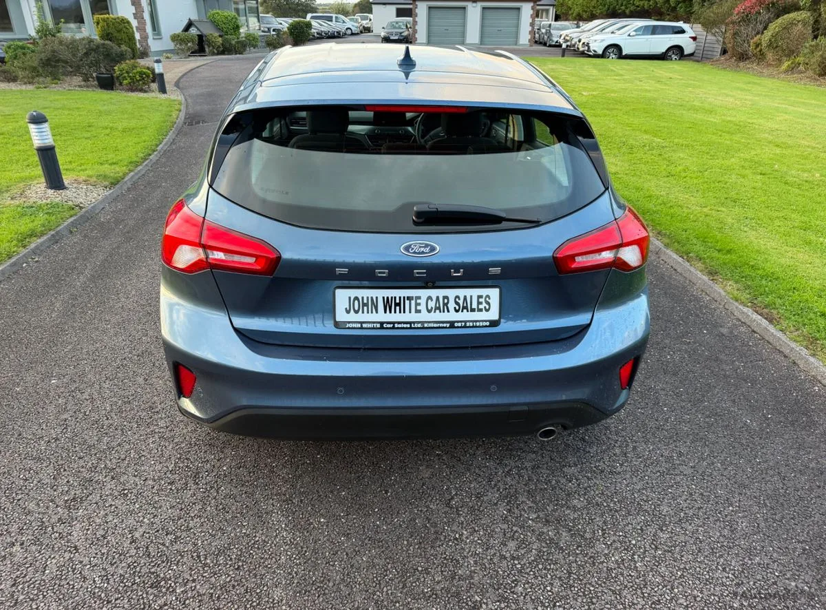 2020 Ford Focus – photo 3