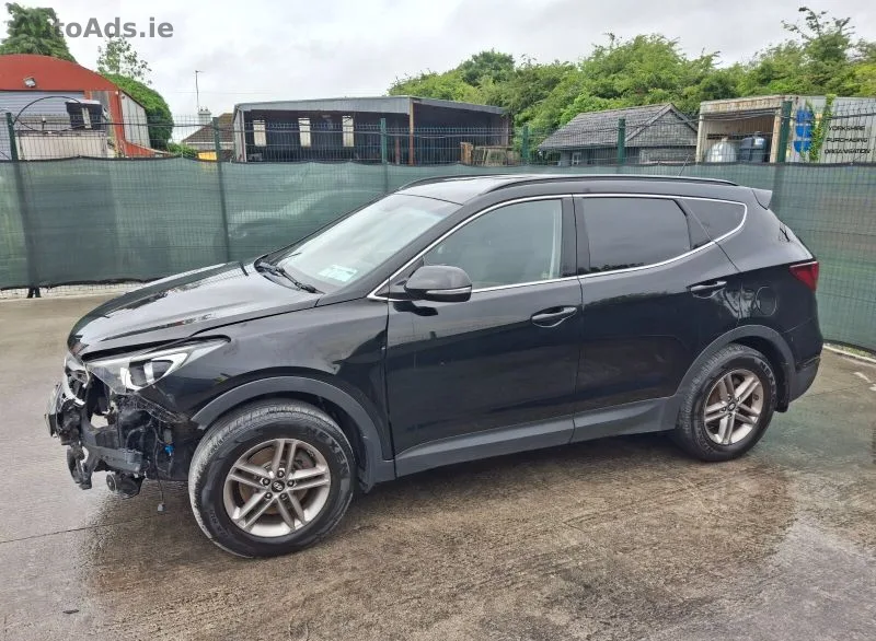 2018 Hyundai Santa Fe – photo 2
