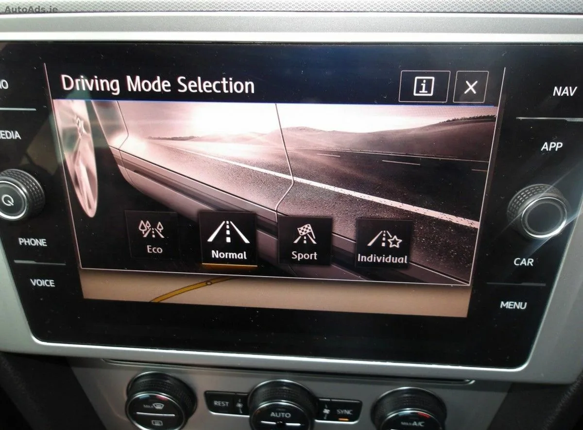 2018 Volkswagen Passat – photo 4