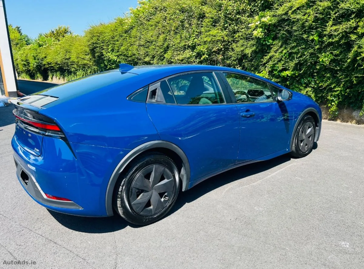 2023 Toyota Prius – photo 10