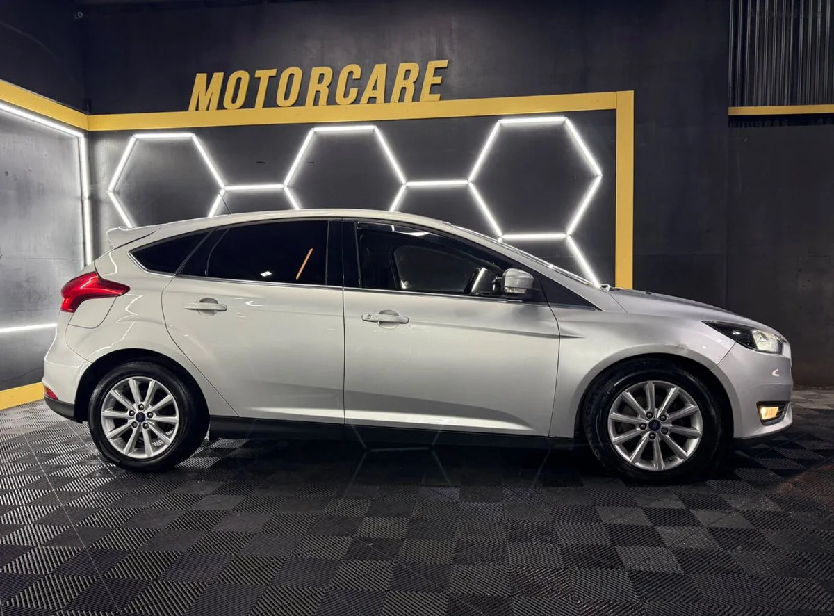 2017 Ford Focus – photo 7