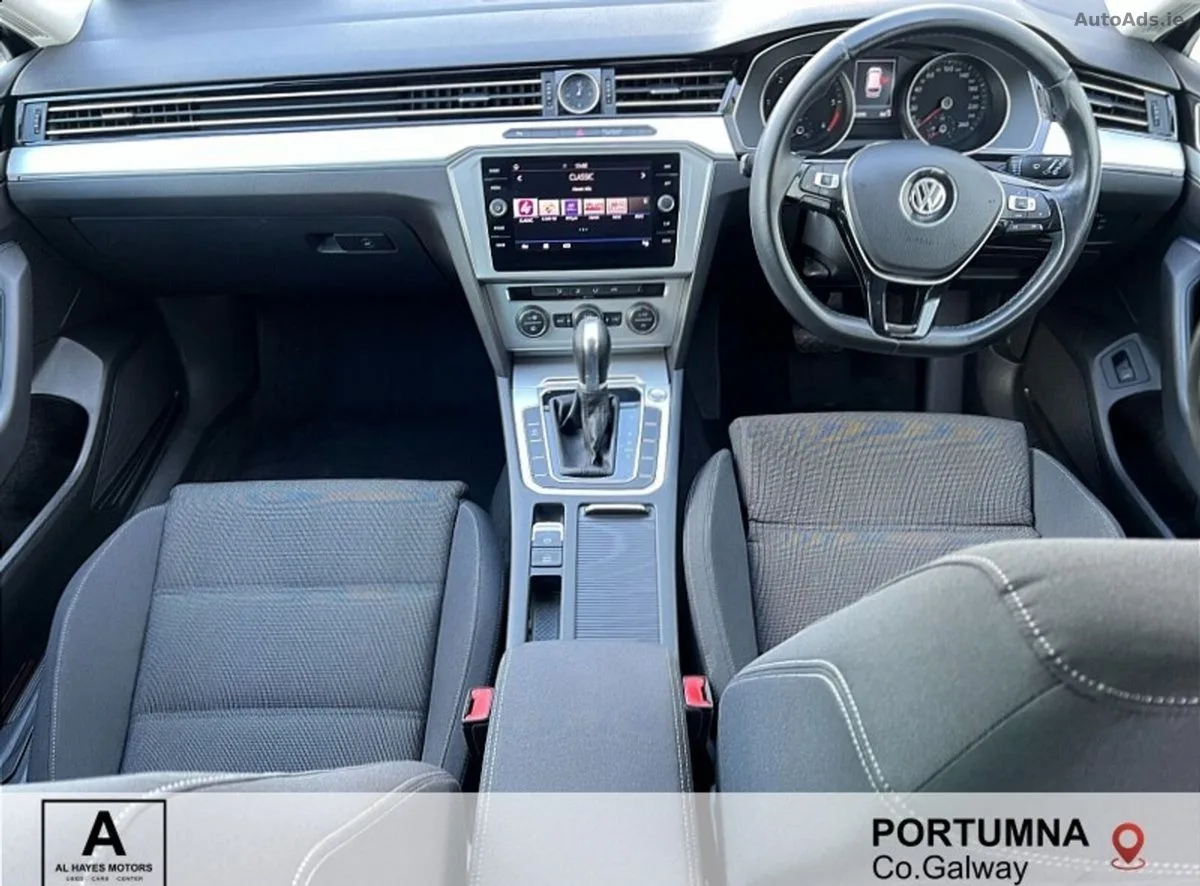 2019 Volkswagen Passat – photo 2