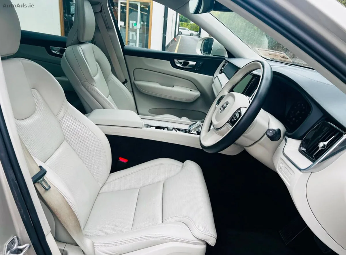 2021 Volvo XC60 – photo 18