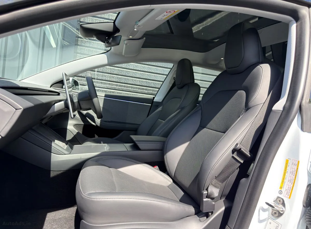 2024 Tesla Model 3 – photo 10