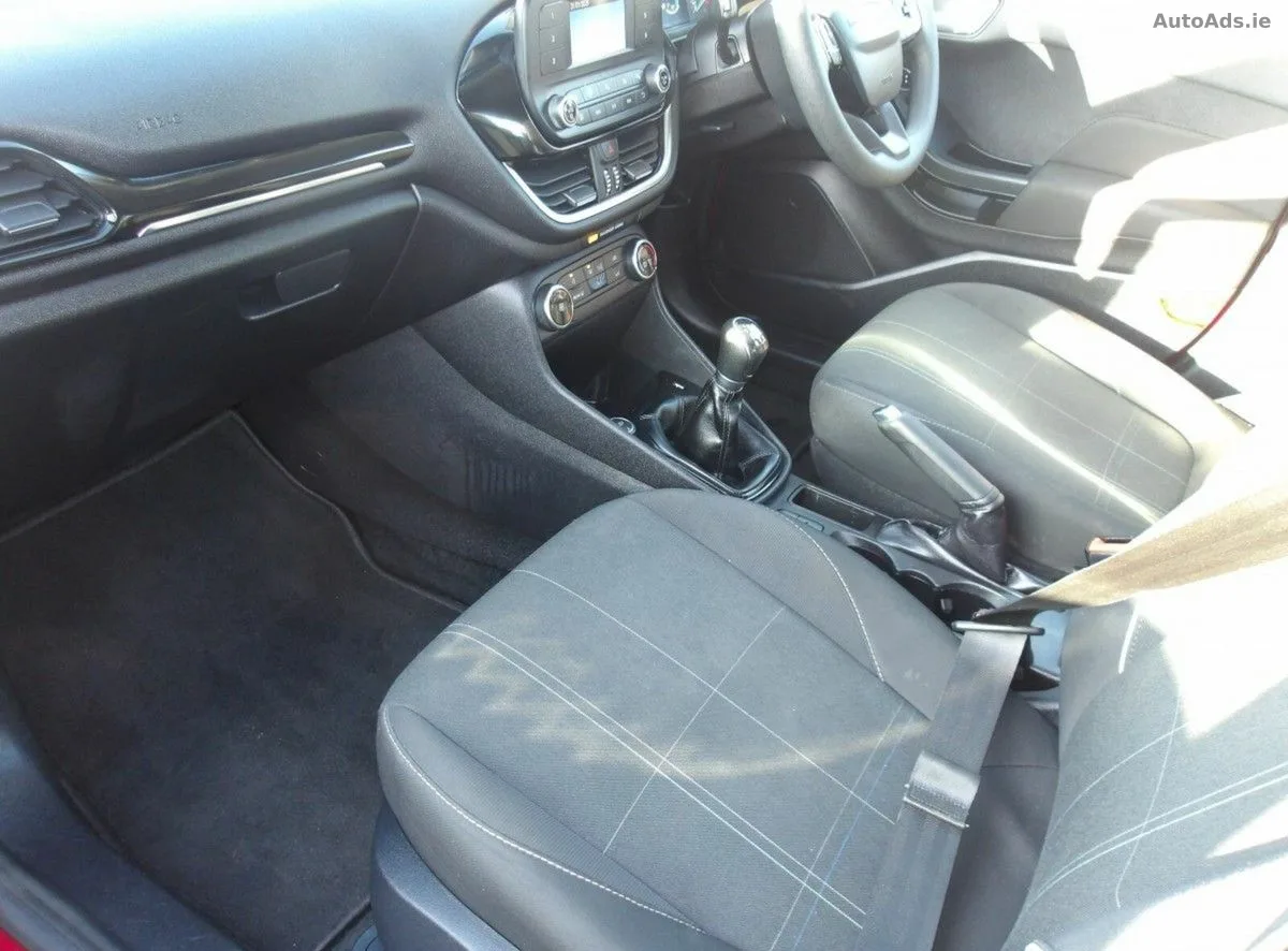 2018 Ford Fiesta – photo 12