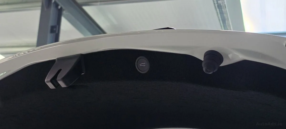 2024 Tesla Model 3 – photo 15